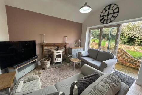 garden room 2.jpg