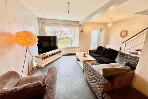 Lounge 3.jpg
