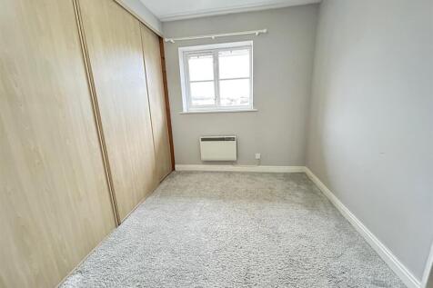 bed 3.jpg