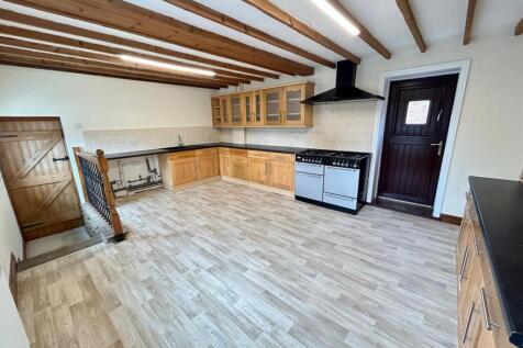 kitchen new.jpg