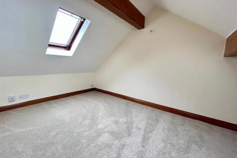 new bedroom 1.jpg