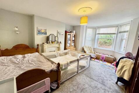 Bedroom.jpg