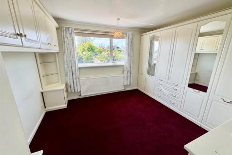 Bedroom 2.jpg