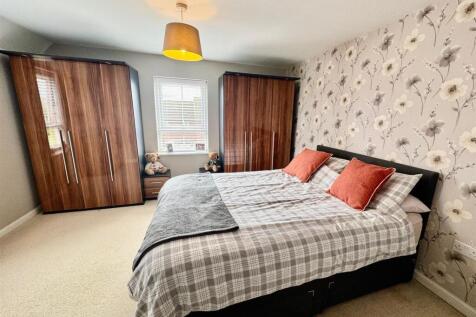 bed 1 2.jpg
