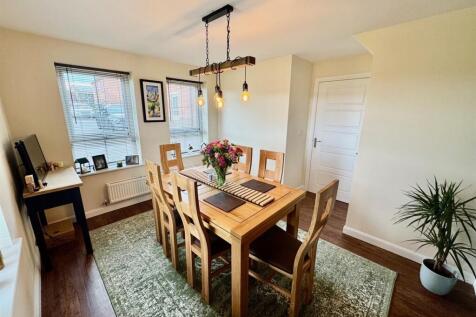 dining room 3.jpg