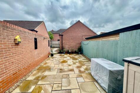 patios 2.jpg