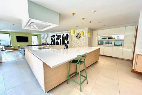 kitchen from dining room.jpg