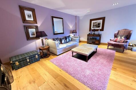office family room 2.jpg