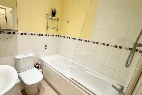 Bathroom.jpg
