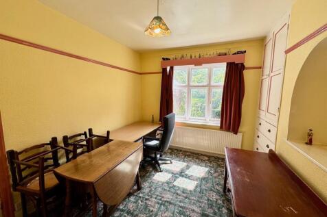 Dining Room.jpg