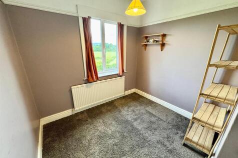 Bedroom 3.jpg