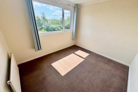 Bedroom 2.jpg