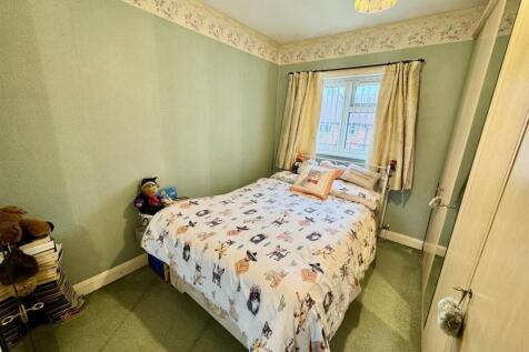 Bedroom 2.jpg