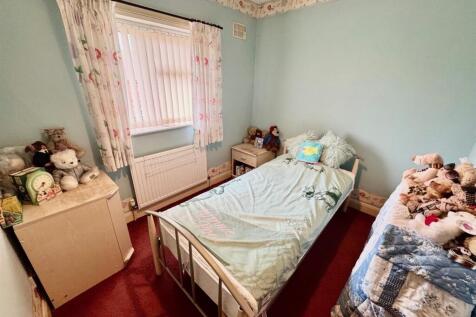 Bedroom 3.jpg