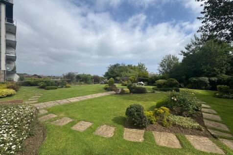 Garden 3.jpg