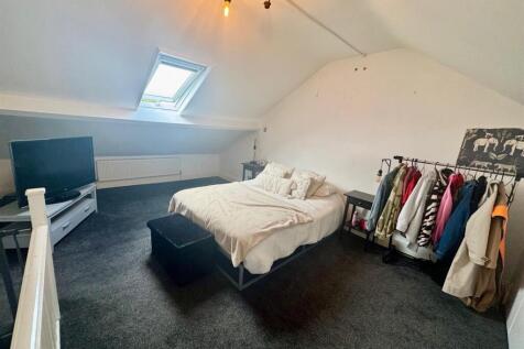 Bedroom 2.jpg