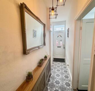 Hallway.jpg