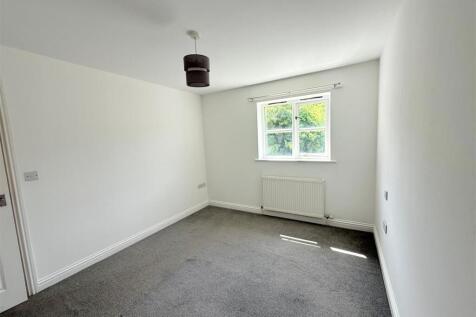 new bedroom 2.jpg