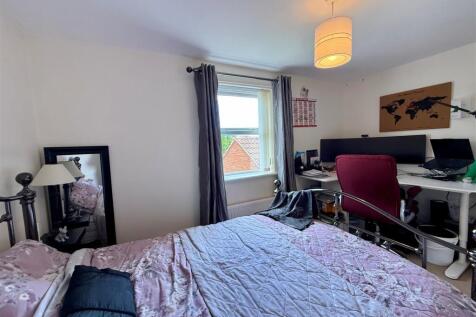 2 bed 2.jpg