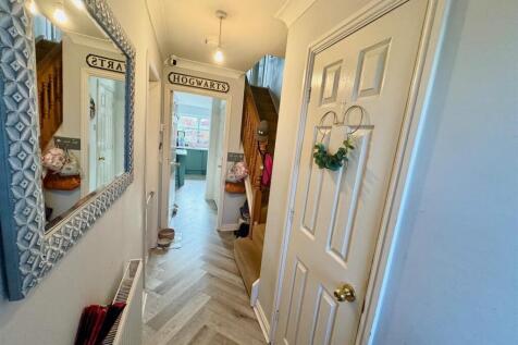 Hallway.jpg