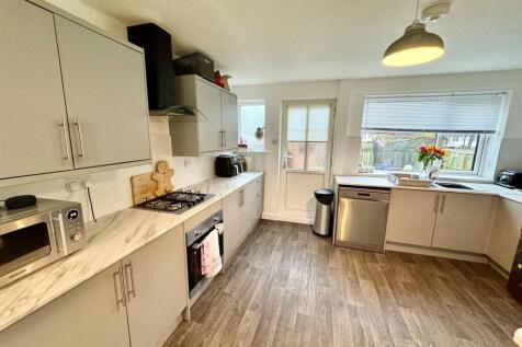 Kitchen - diner 2.jpg