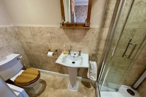 En Suite Shower Room