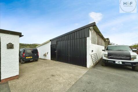 Barn &amp; Shippon