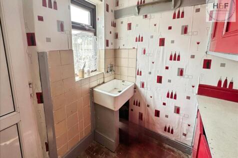 Rear Utility Room