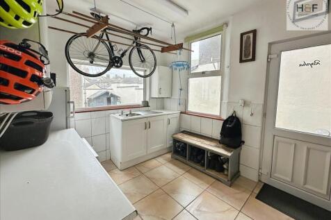 Rear Kitchen/Utility