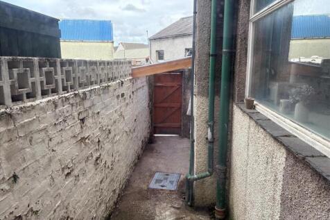 Rear Yard