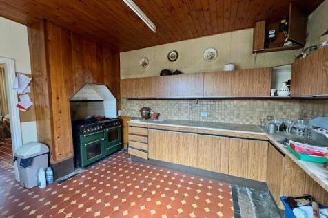 Rear Porch/Storage