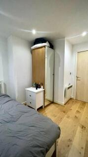 b3298992-8967-41ab-b