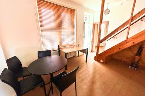 38 Lansdown gardens 