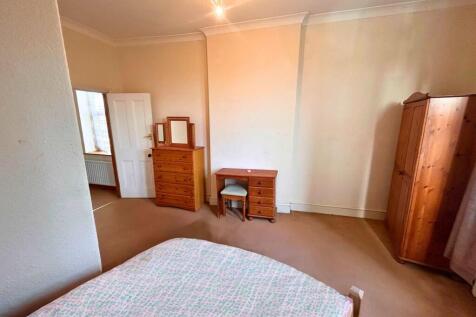 38 Lansdown gardens 