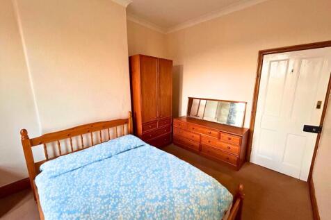 38 Lansdown gardens 