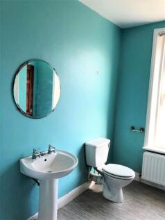 bathroom 4 (002)