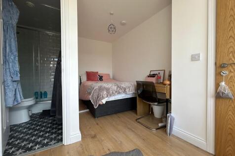 Bedroom 1.2