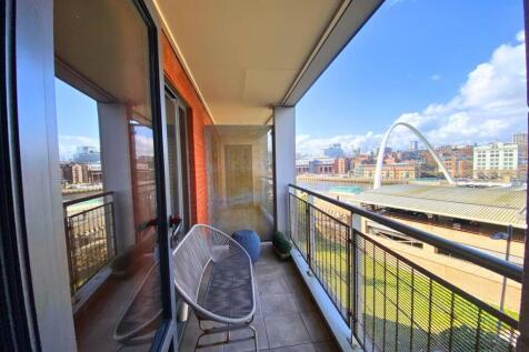 10 baltic quays newc