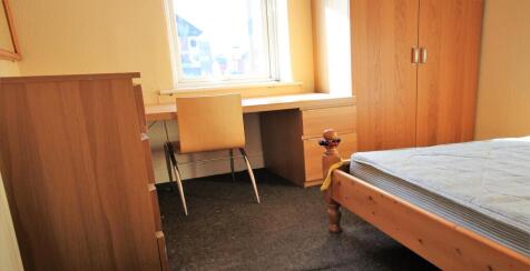 Bedroom 1, Heaton, N