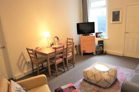 lounge 2 bed newcast