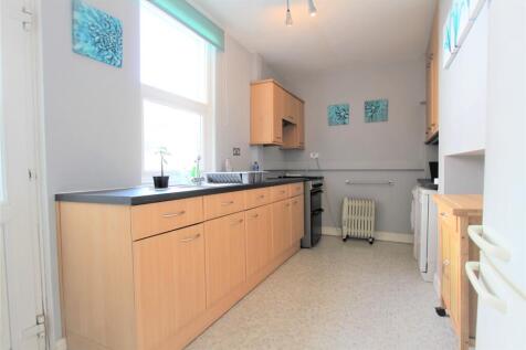 kitchen of 4 bed 