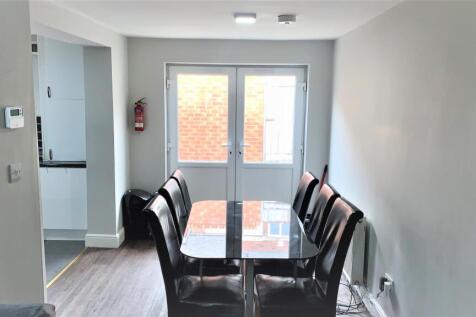 student dining room 