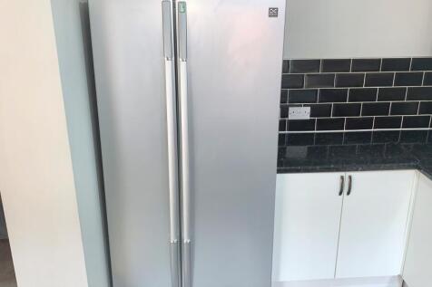 fridge 6 bed heaton