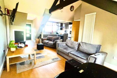 Flat 5 Eslington Ter