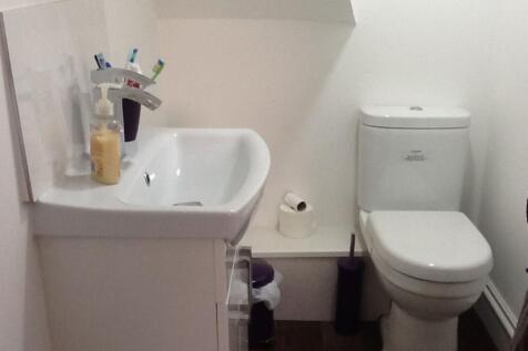 Flat 5 Eslington Ter