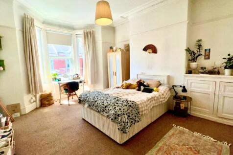 3 bedroom property J