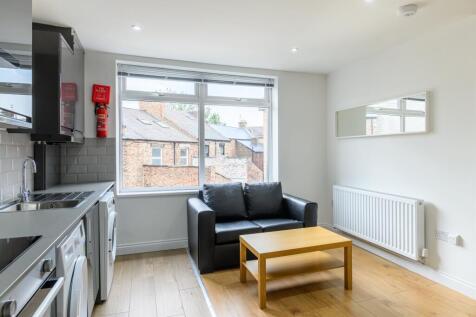 20250718 Flat F Hutt