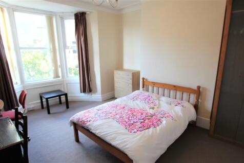 bedroom 2 in 164 Don