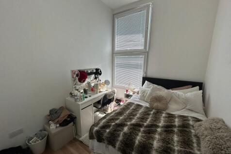 WhatsApp Image 2025-