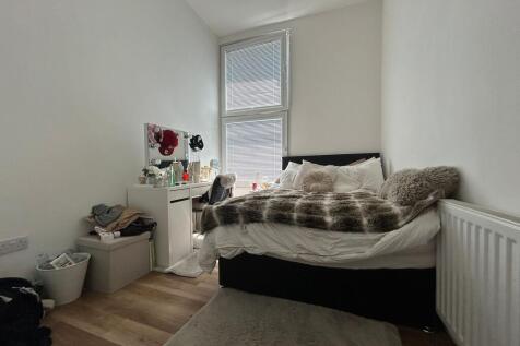 WhatsApp Image 2025-